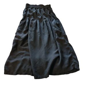 Riki women's size small pleated black maxi skirt